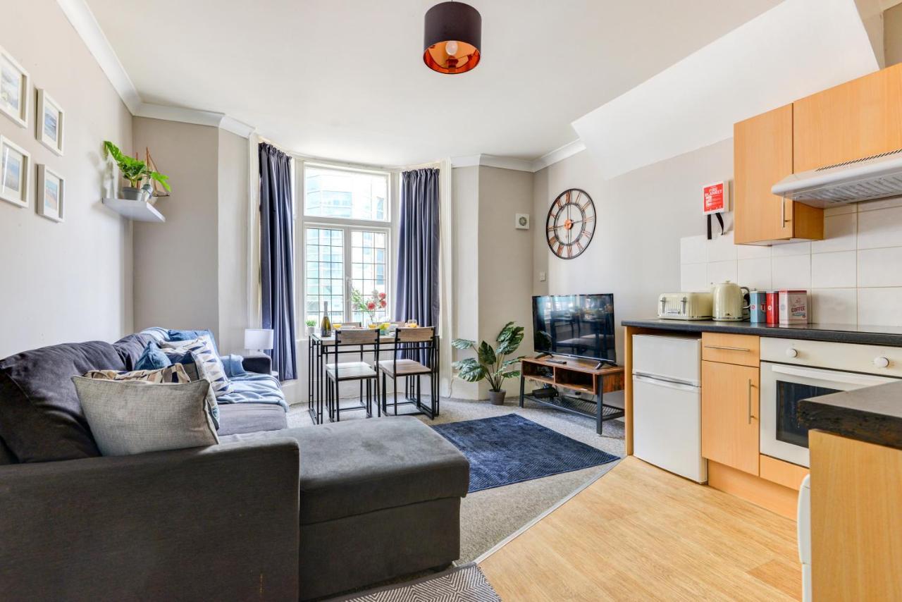 2 Bedroom Apartment - Queens Square Flat 1 브라이턴 외부 사진
